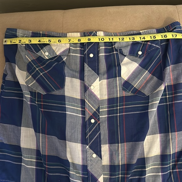 One of a kind pearl snap halter top - Picture 6 of 7